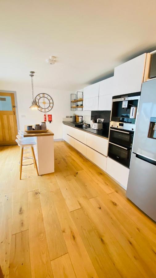 Tregenna House: Refurbished Family Townhouse With Garden And Parking Holiday home *