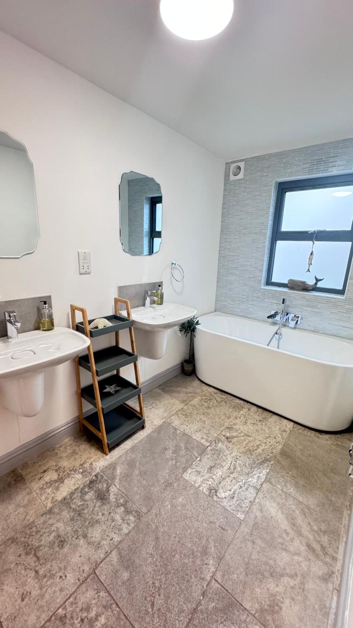 Tregenna House: Refurbished Family Townhouse With Garden And Parking St Ives (Cornwall)