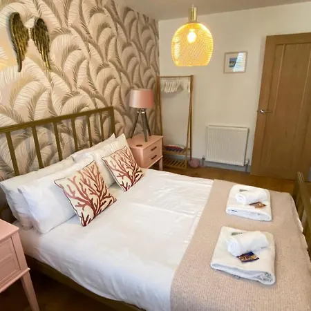 Tregenna House: Refurbished Family Townhouse with Garden and Parking Villa St Ives  Exterior photo